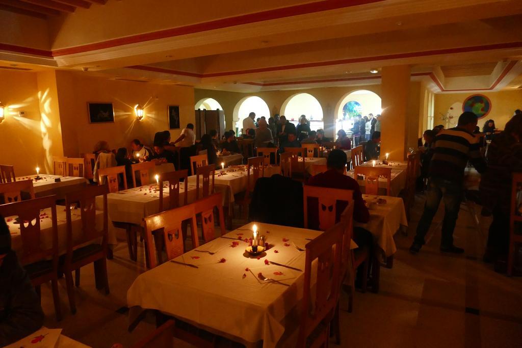 Hotel Les Mimosas טבארקה מראה חיצוני תמונה