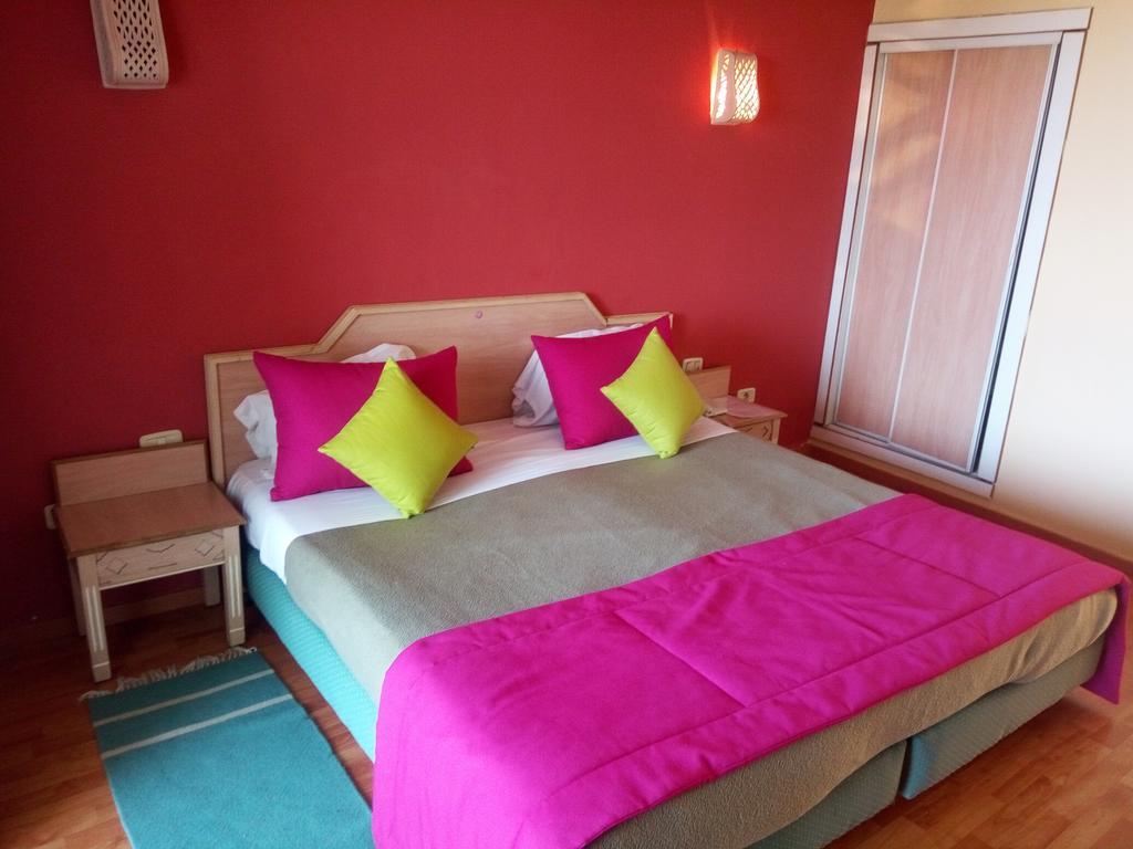 Hotel Les Mimosas טבארקה מראה חיצוני תמונה